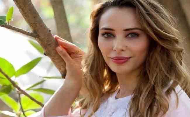 Iulia Vantur, Wikipedia, Husband, Age, Boyfriend, Biography, Net Worth 2022 Best Info